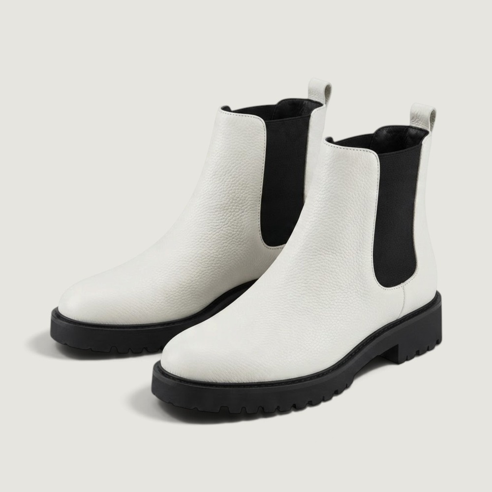 Kenneth Cole Reaction Skyee Chelsea Women 11 Ecru New In Box Lug Sole Ankle Boot